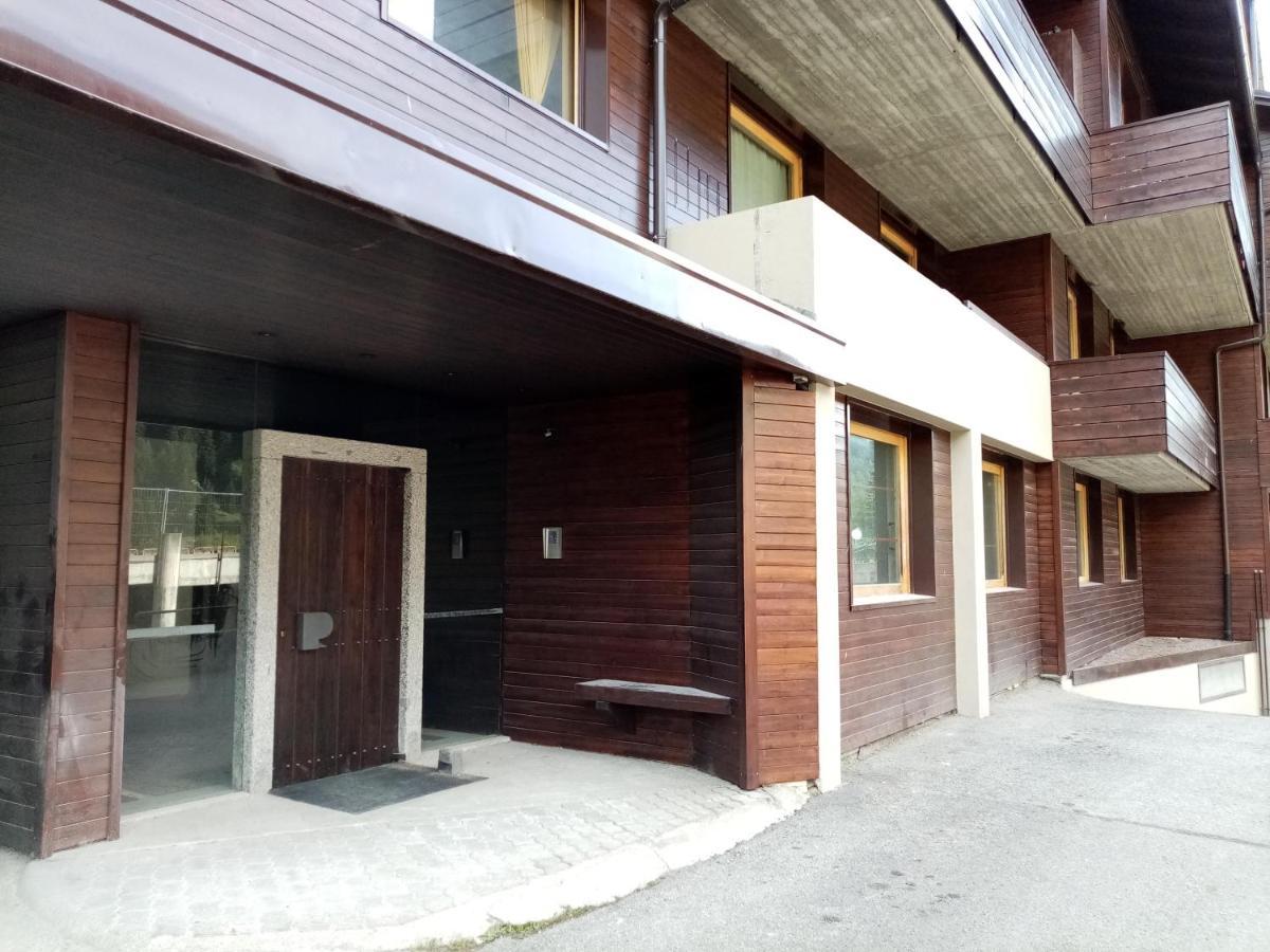 Comodo Alloggio Con Accesso Diretto Alle Piste Santa Caterina Valfurva Bagian luar foto