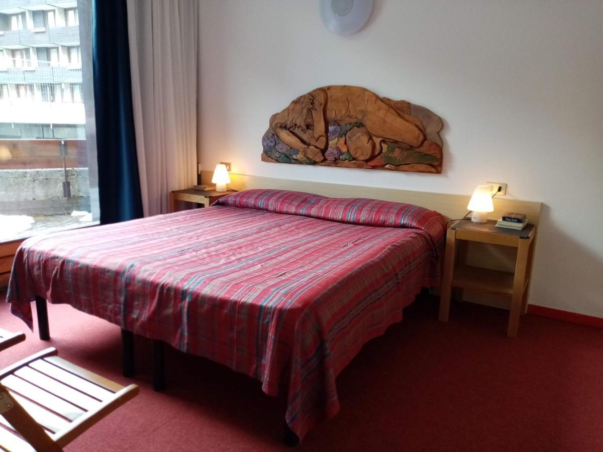 Comodo Alloggio Con Accesso Diretto Alle Piste Santa Caterina Valfurva Bagian luar foto