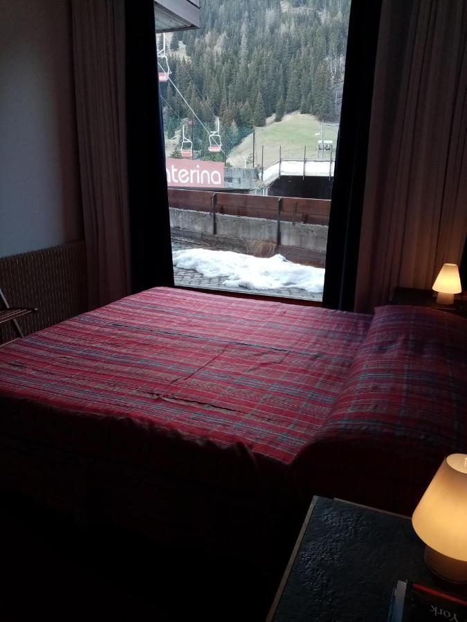 Comodo Alloggio Con Accesso Diretto Alle Piste Santa Caterina Valfurva Bagian luar foto
