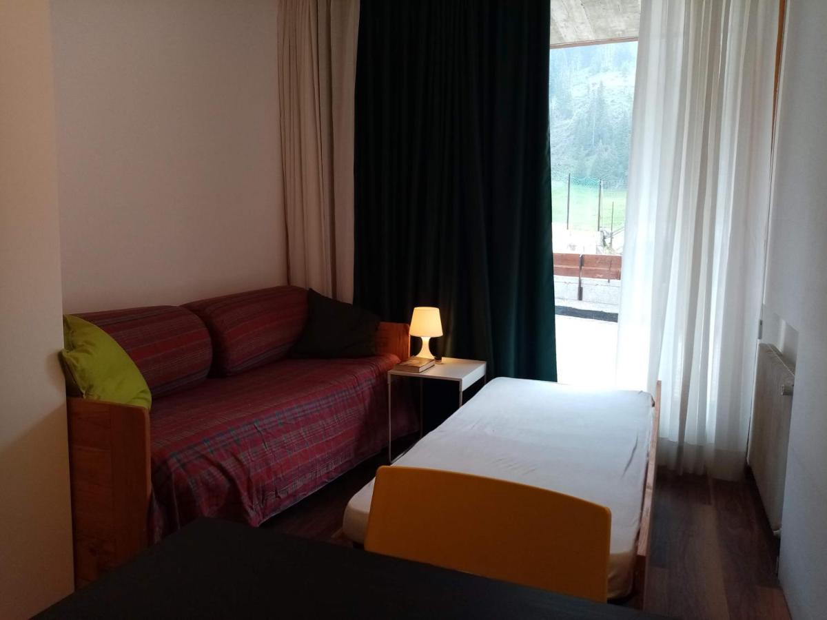 Comodo Alloggio Con Accesso Diretto Alle Piste Santa Caterina Valfurva Bagian luar foto