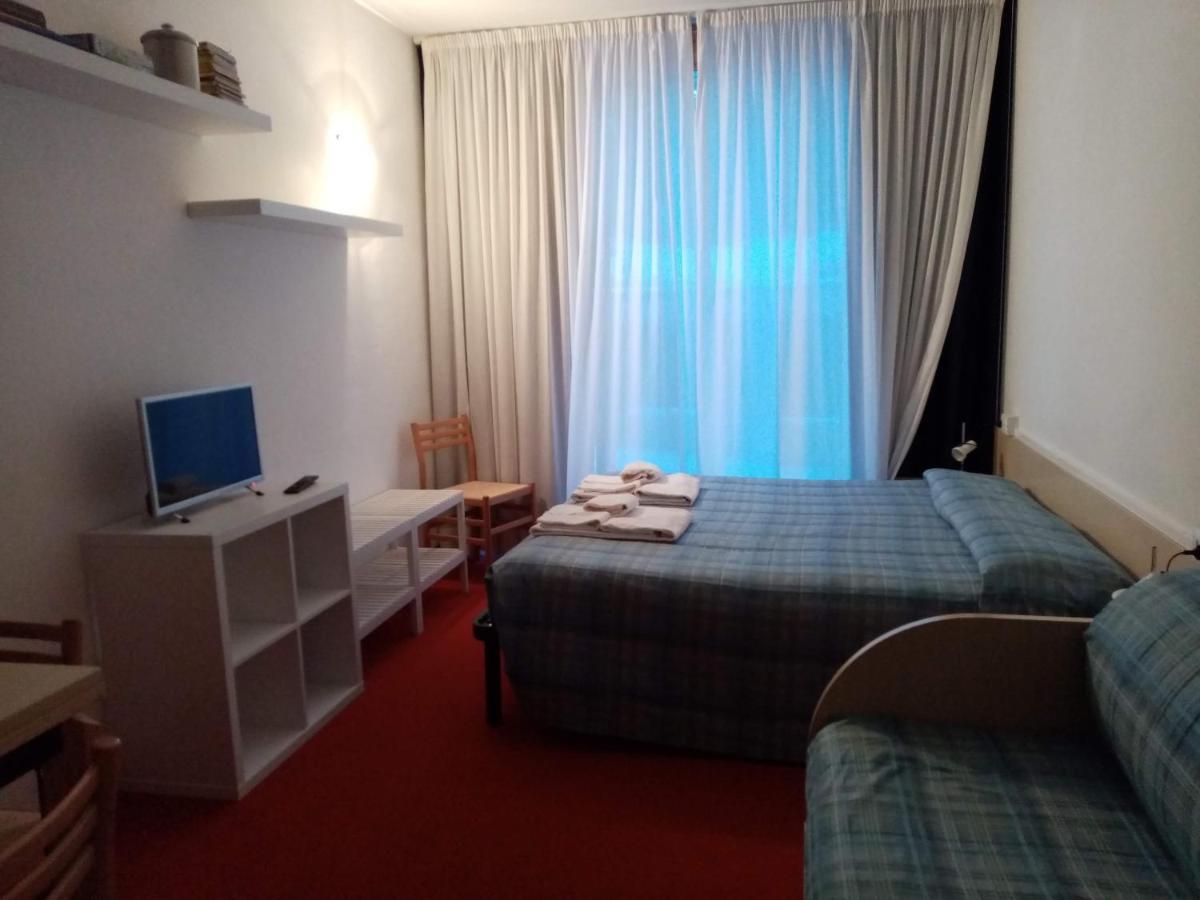 Comodo Alloggio Con Accesso Diretto Alle Piste Santa Caterina Valfurva Bagian luar foto